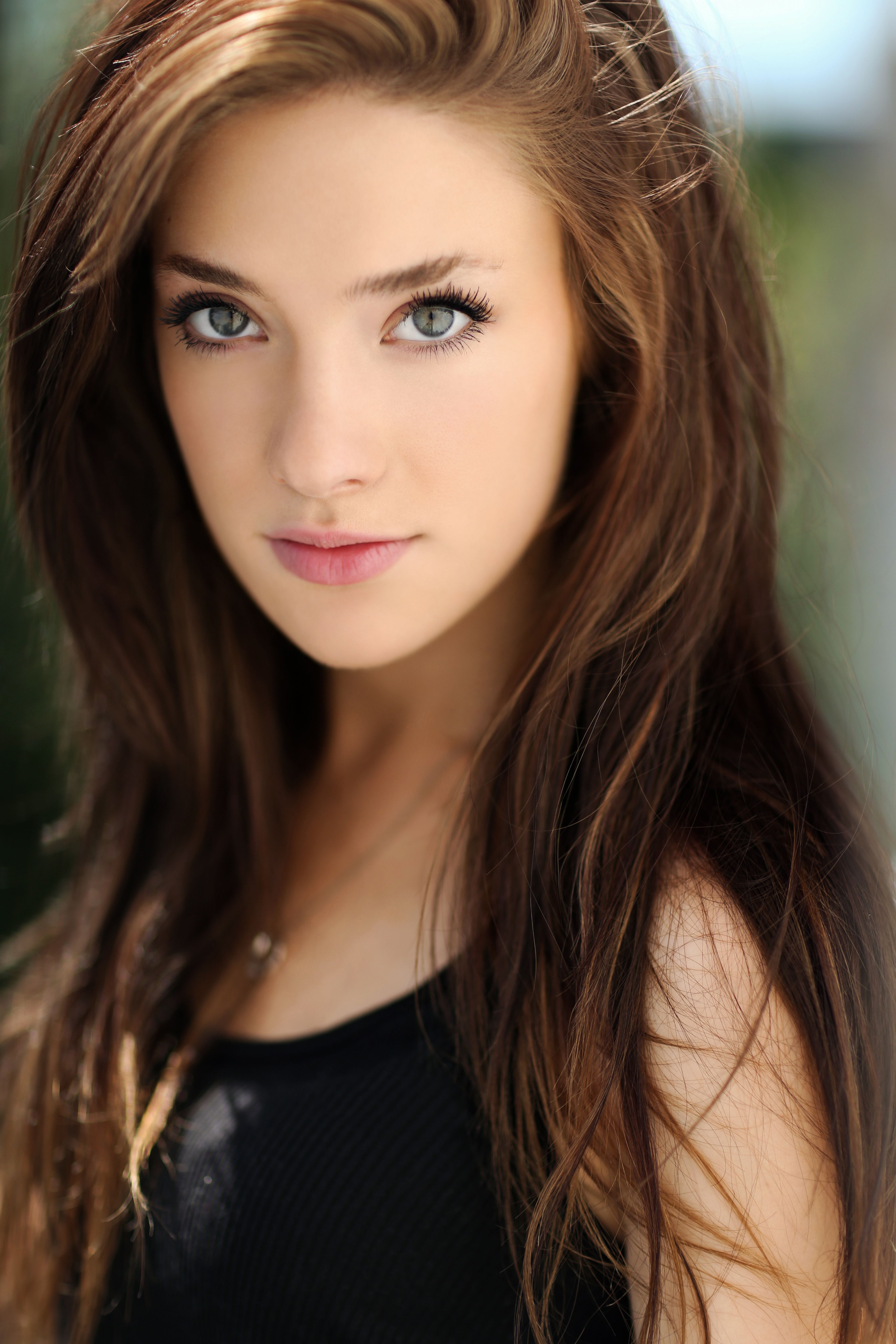 Pictures of Eva Bourne