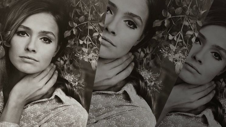 Eva Renzi