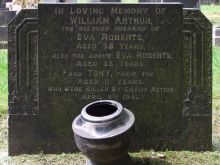 Eva Roberts