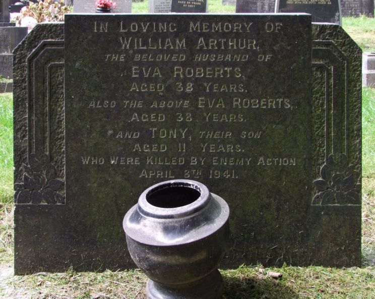 Eva Roberts