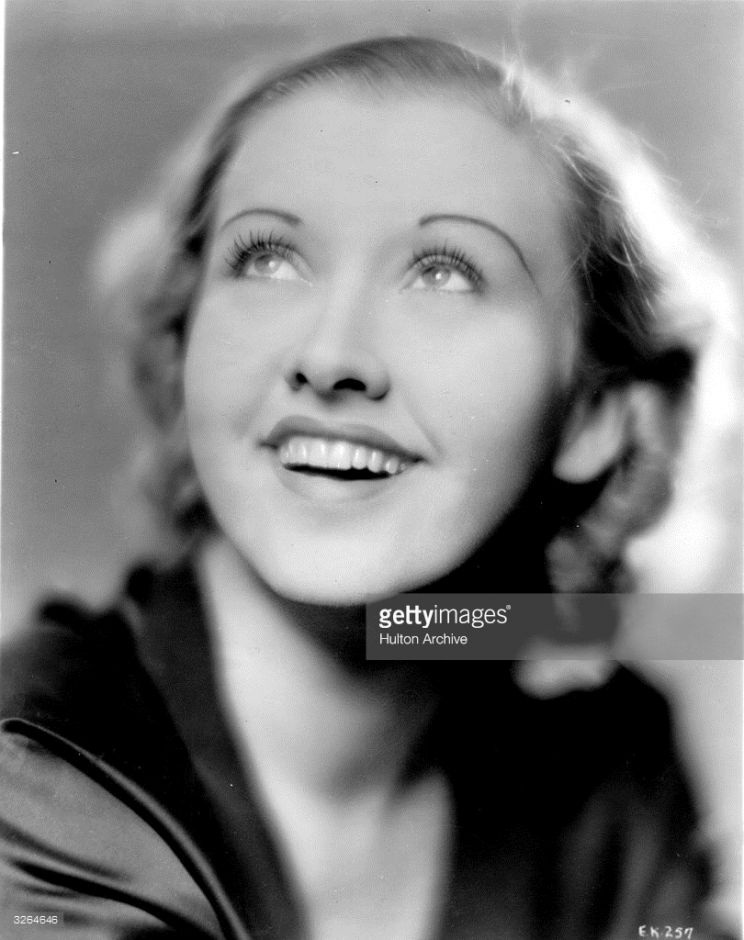 Evalyn Knapp