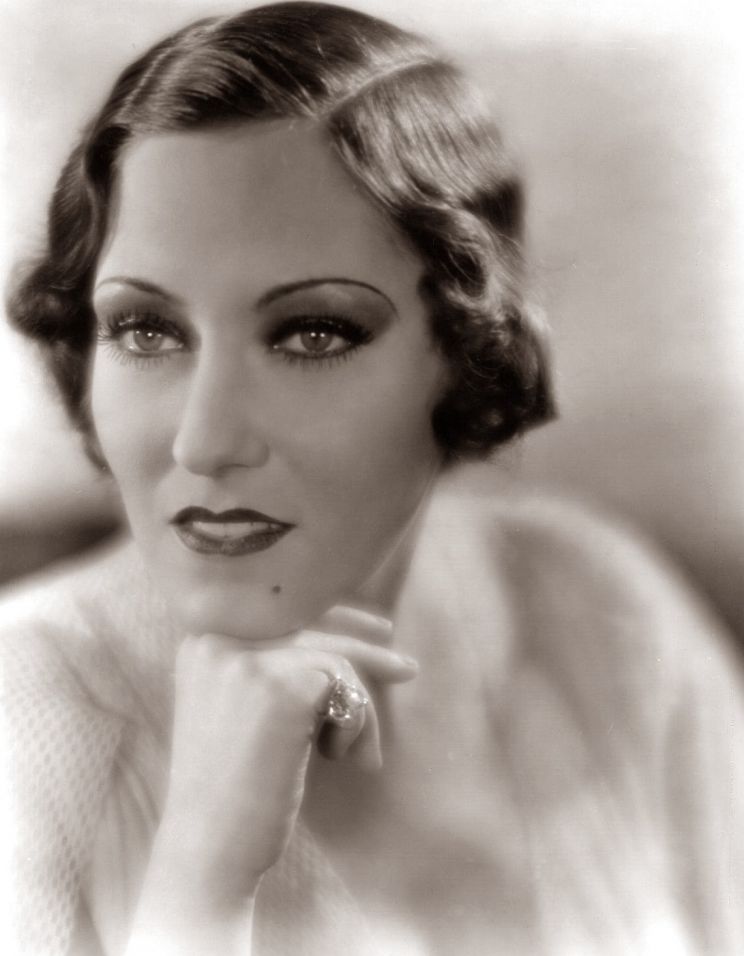 Evalyn Knapp
