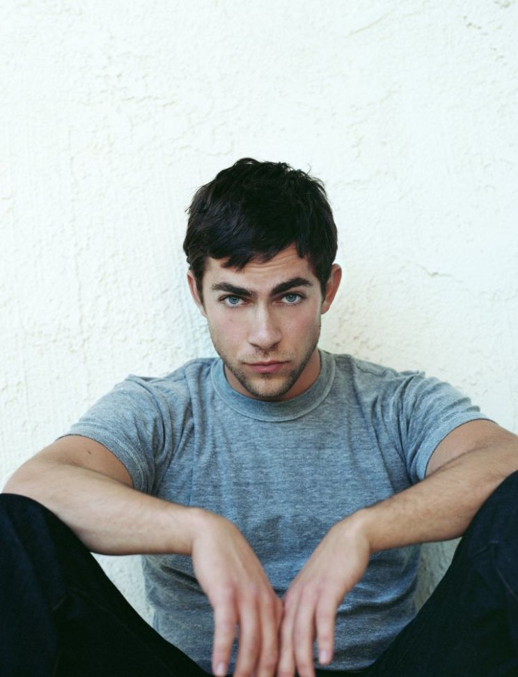 Evan Dumouchel