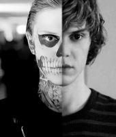 Evan Peters