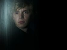 Evan Peters