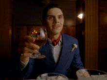 Evan Peters