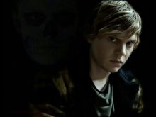 Evan Peters