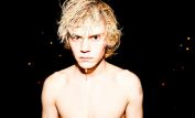 Evan Peters