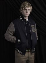 Evan Peters