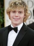 Evan Peters