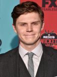 Evan Peters