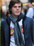 Evan Peters