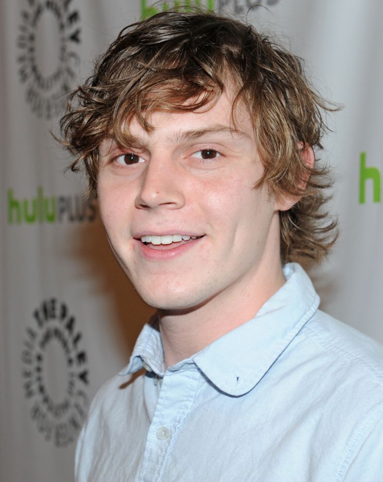 Evan Peters