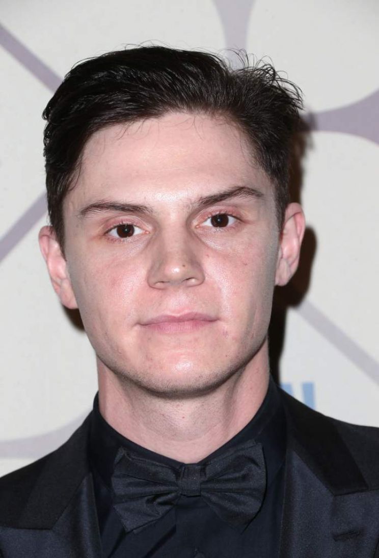 Evan Peters