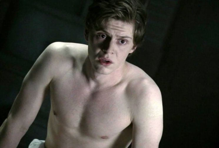 Evan Peters