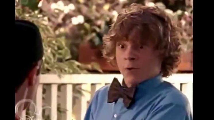 Evan Peters