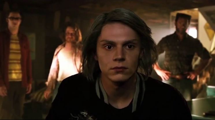 Evan Peters