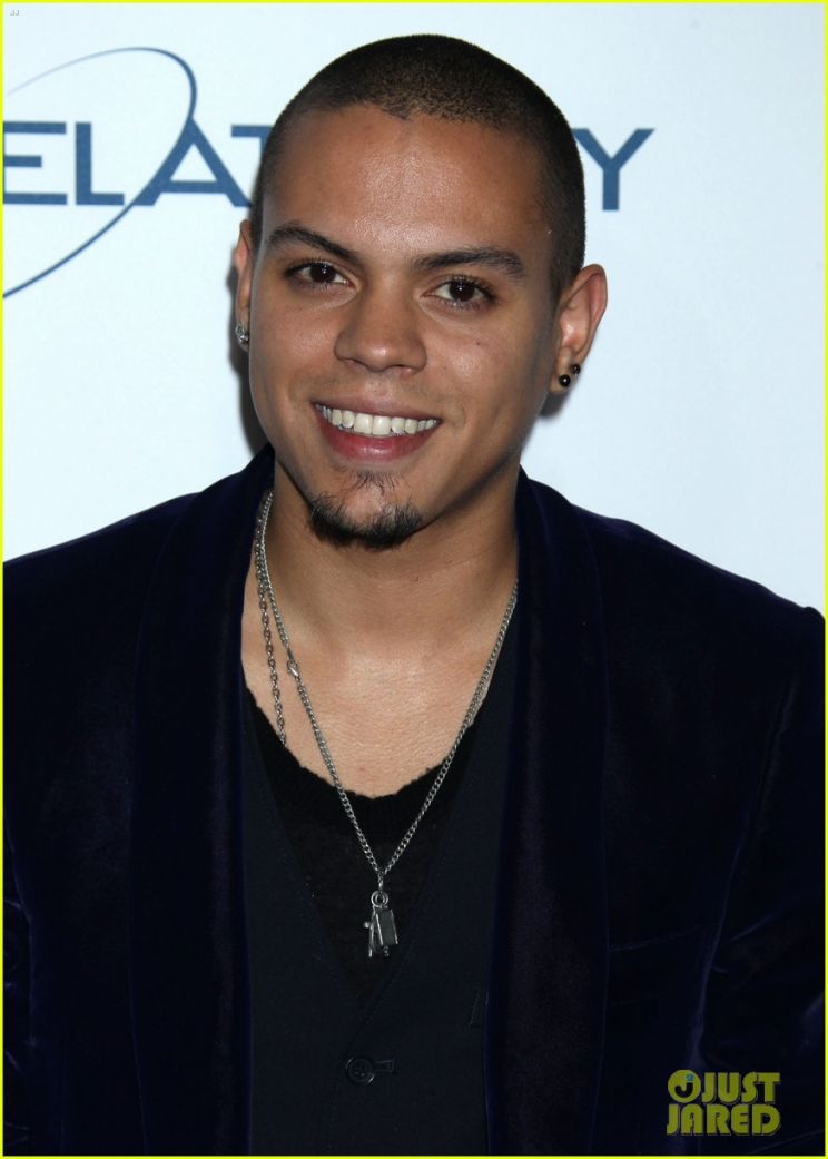 Evan Ross