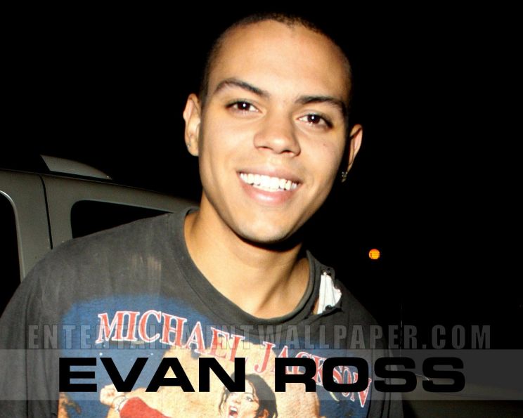 Evan Ross