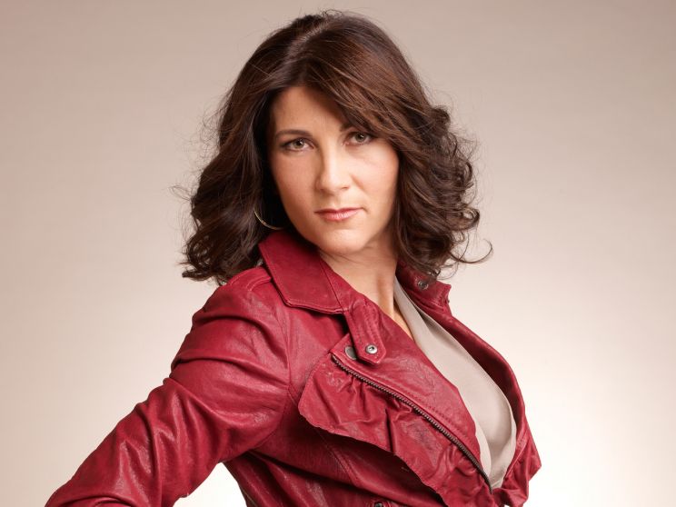 Eve Best