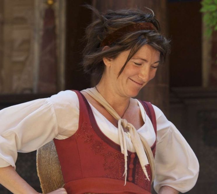 Eve Best