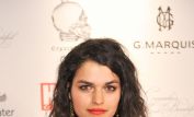 Eve Harlow