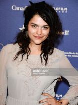 Eve Harlow photo