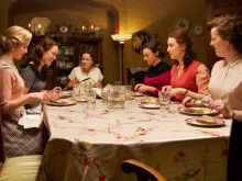 Eve Macklin