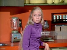 Eve Plumb