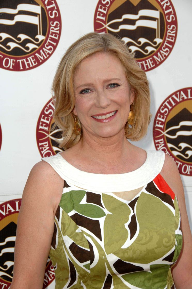 Eve Plumb