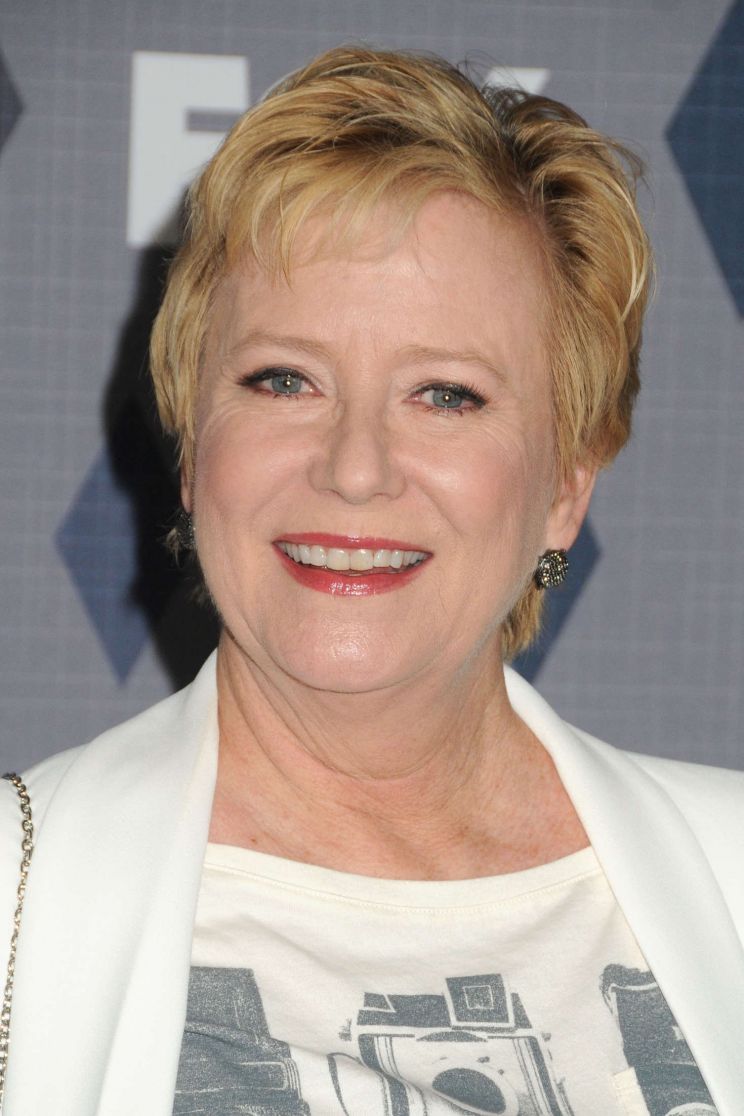 Eve Plumb