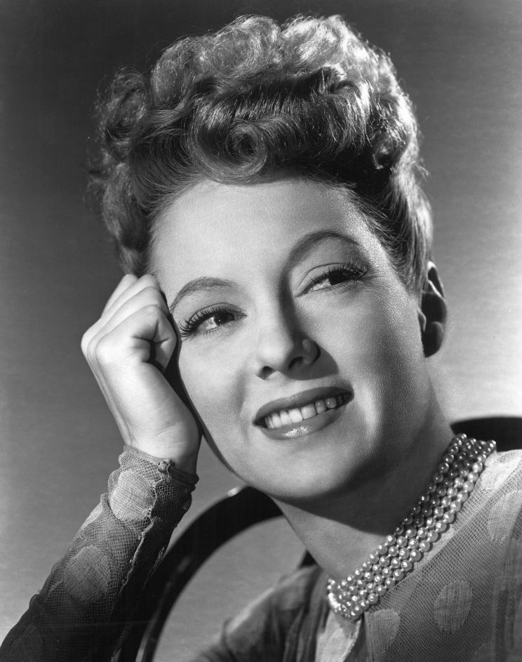 Evelyn Keyes