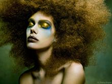 Evelyn Liu photo