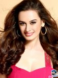 Evelyn Sharma