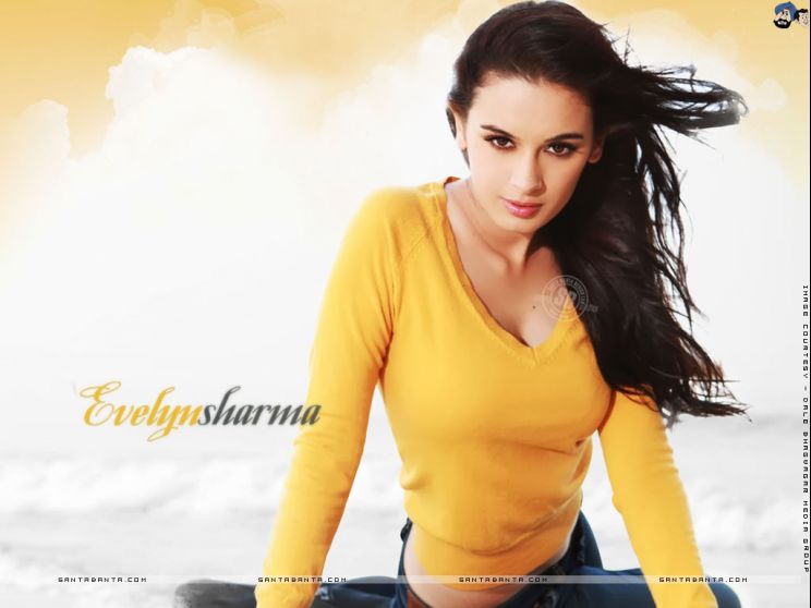 Evelyn Sharma