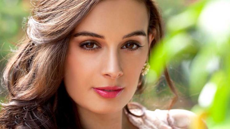 Evelyn Sharma