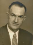 Everett Marshall
