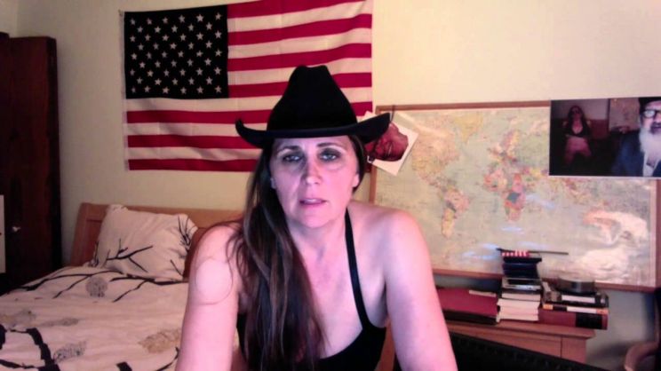 Evi Quaid