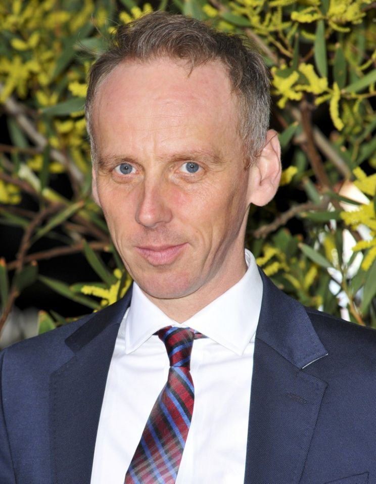 Ewen Bremner