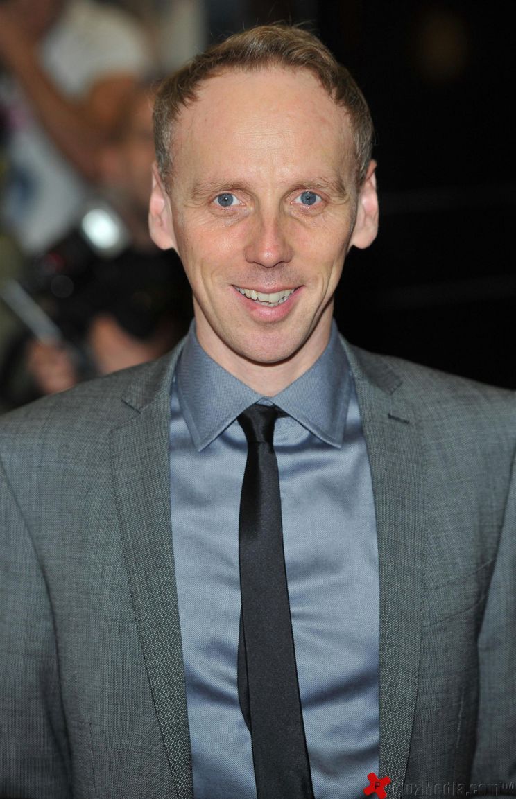 Ewen Bremner