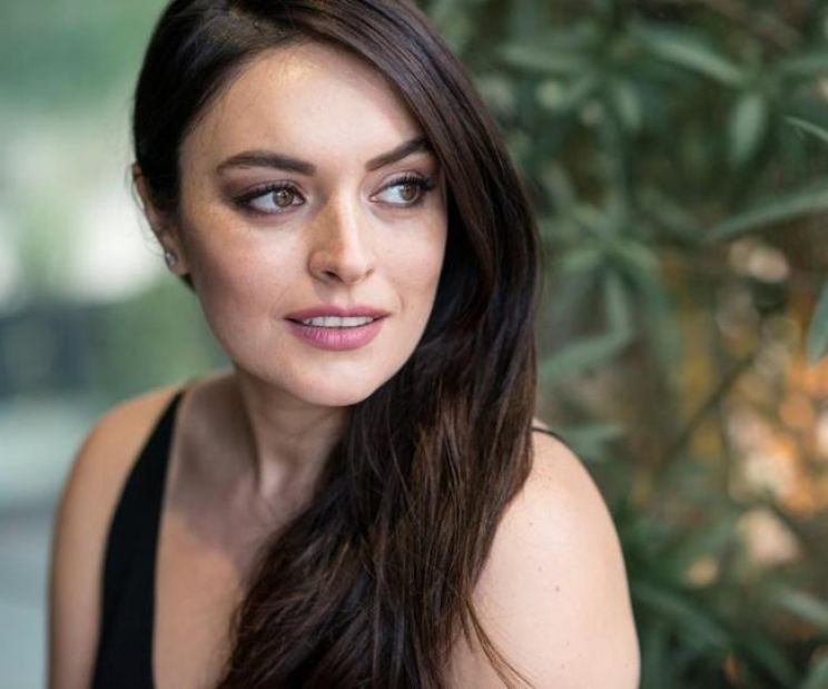 Ezgi Mola