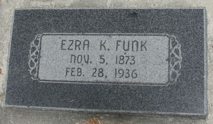 Ezra Knight