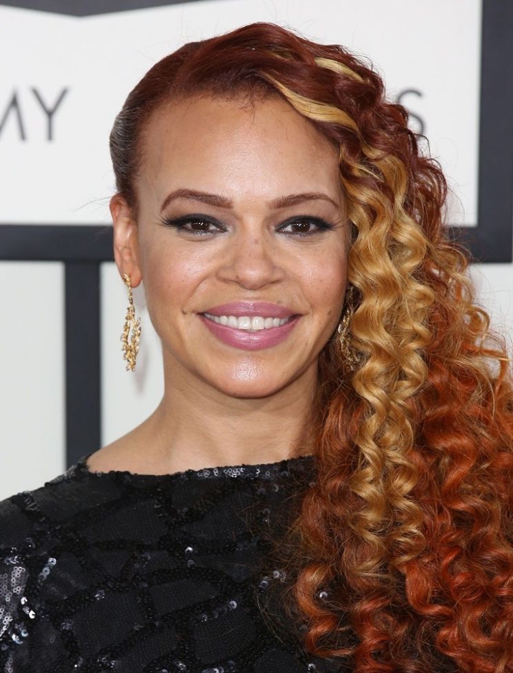 Faith Evans