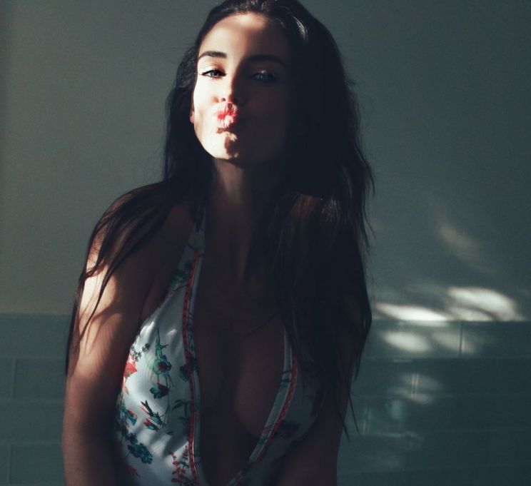 Farrah Aviva