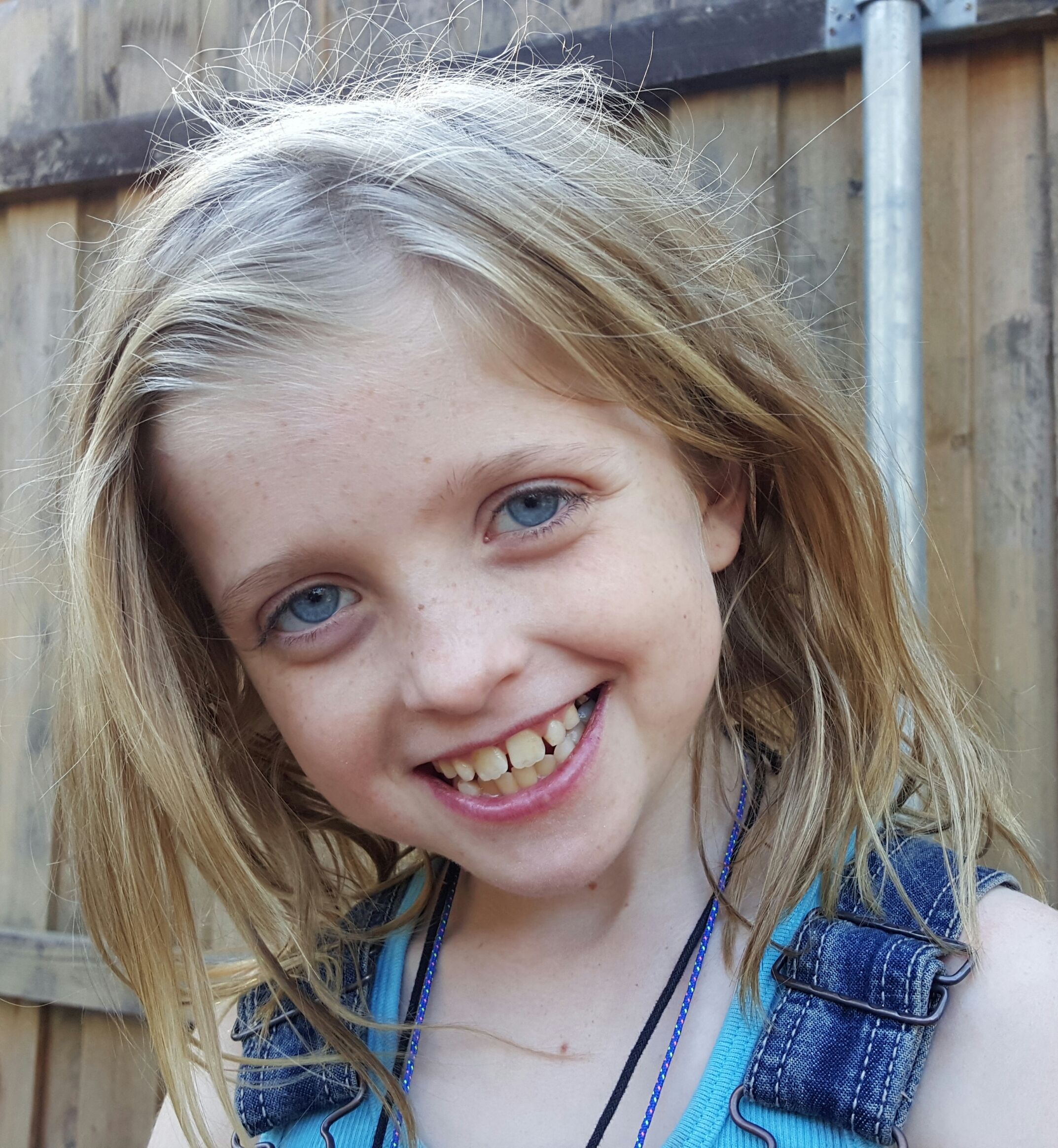 Pictures of Farrah Mackenzie