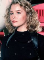 Faye Grant photo