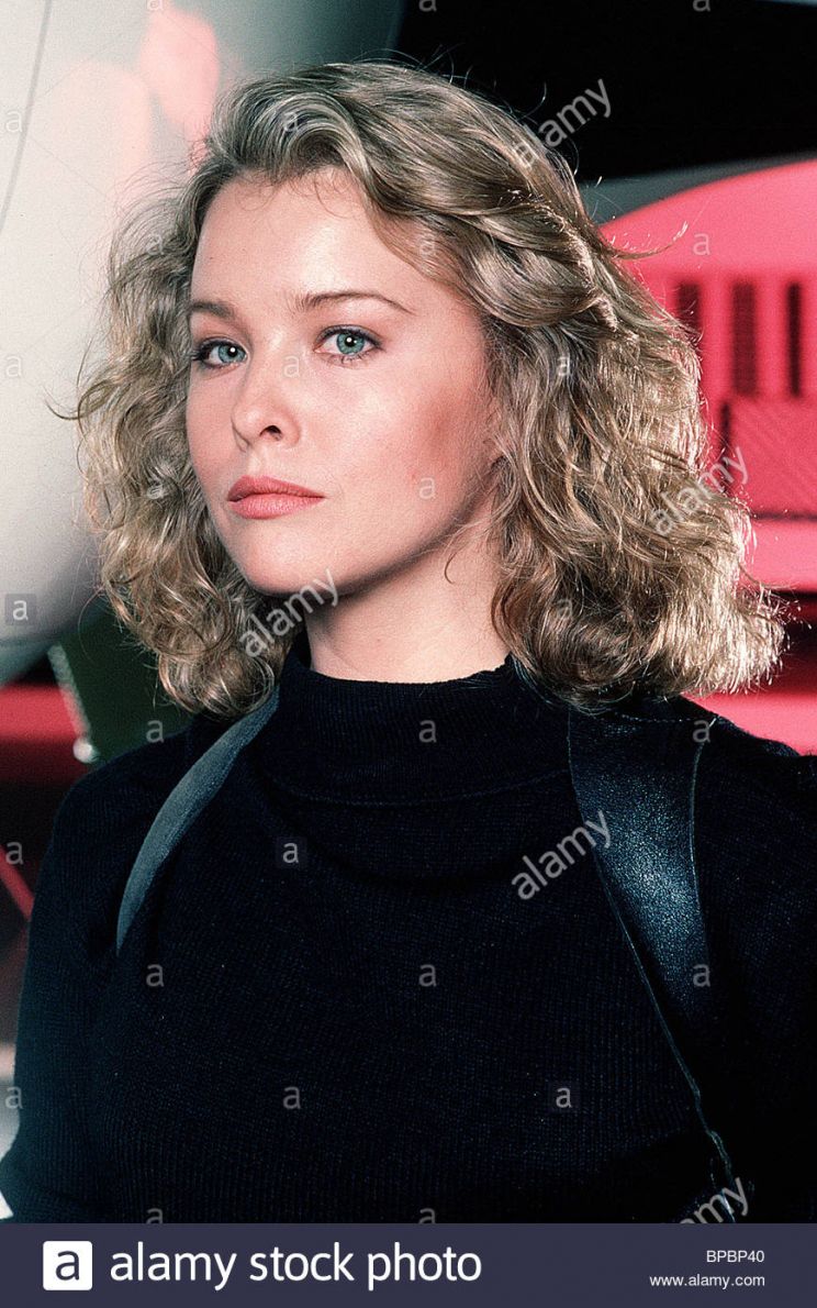 Faye Grant