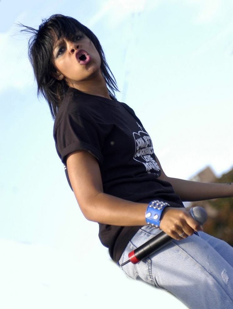 Fefe Dobson