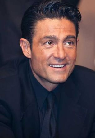 Fernando Colunga