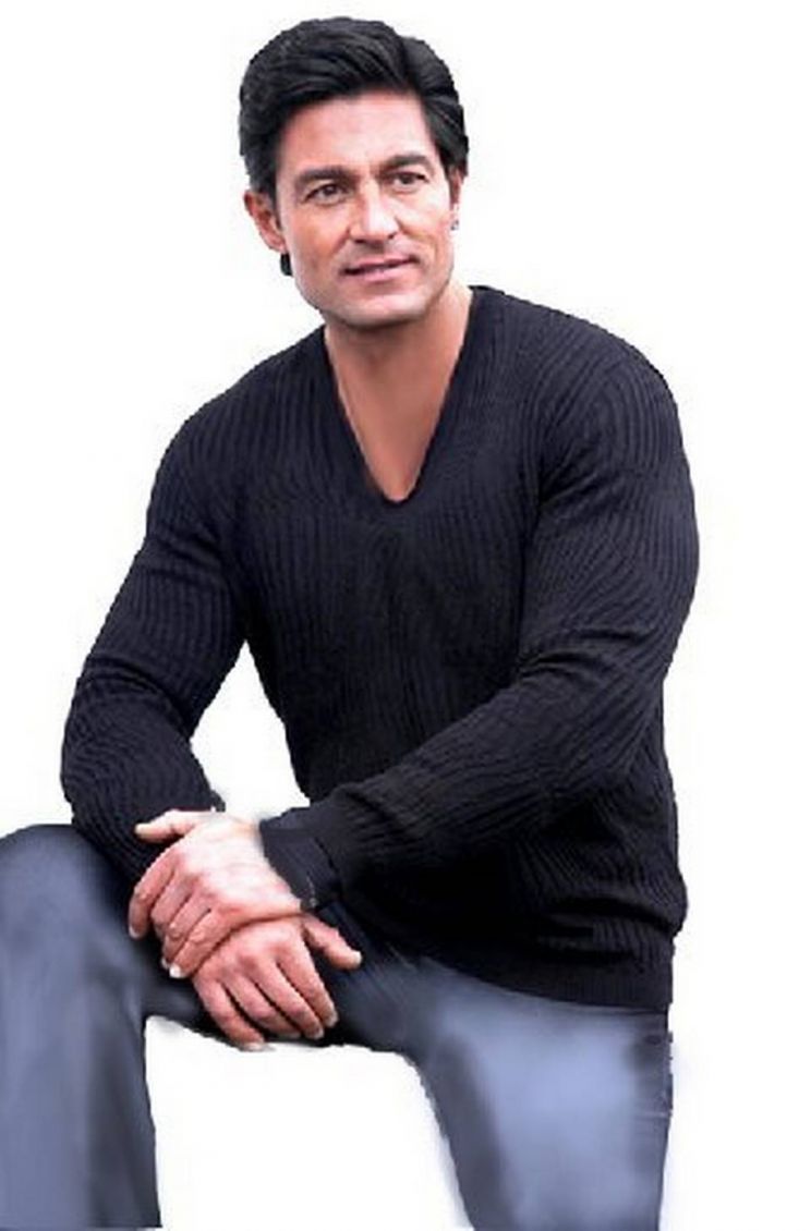 Fernando Colunga